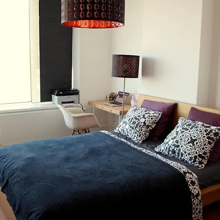 Elegant In Panorama With Free Parking Old Town - Long-term Available דירה *